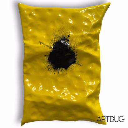 Artbug Podcast is a project by Artbug Media. It consists of conversations with multidiscipline artists from around the world. Hosted by Carlos Rittner, founder of Artbug Media, and filmmaker Sergio Bonacci Lapalma aka Chapete.
Each episode contains music from an independent artist from around the world.
Distributed by Independent Record Label, Make Noise Not War Records (Los Angeles, CA), via Bandcamp and multiple platforms. Supported by 501c3, MakeArtNotWar.org
Artbug Media. Los Angeles, CA. 2022.
artbug.net/Media